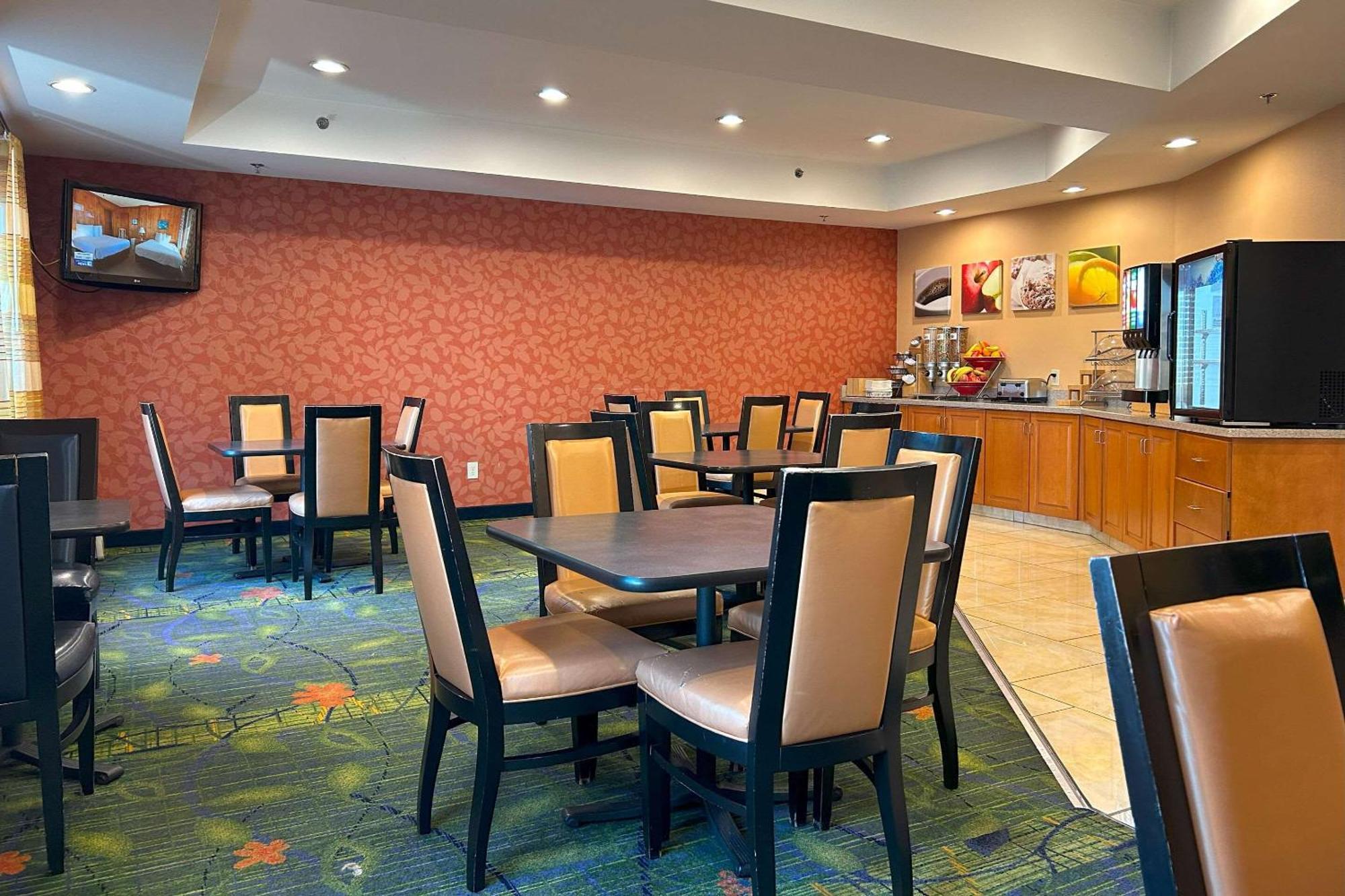 Country Inn & Suites By Radisson, Fayetteville I-95, Nc Exterior photo