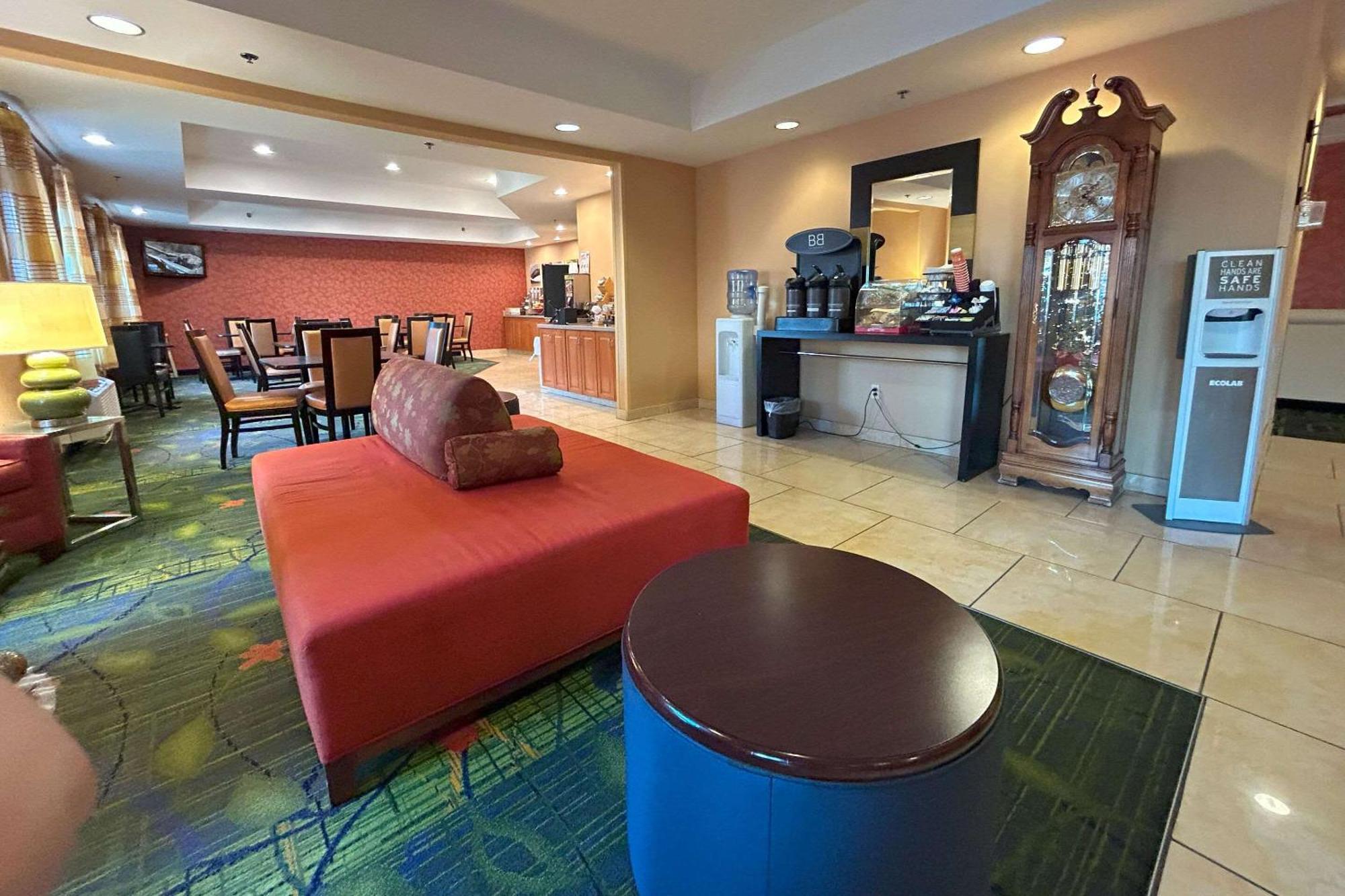 Country Inn & Suites By Radisson, Fayetteville I-95, Nc Exterior photo